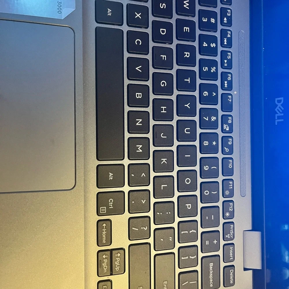 Dell Inspiron Touchscreen 2 in 1 tablet laptop like new